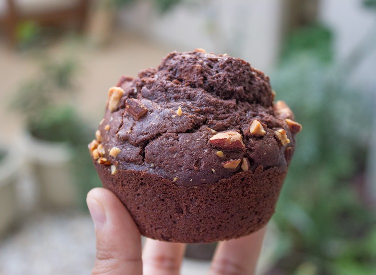 Dark Chocolate & Roasted Almond Muffins